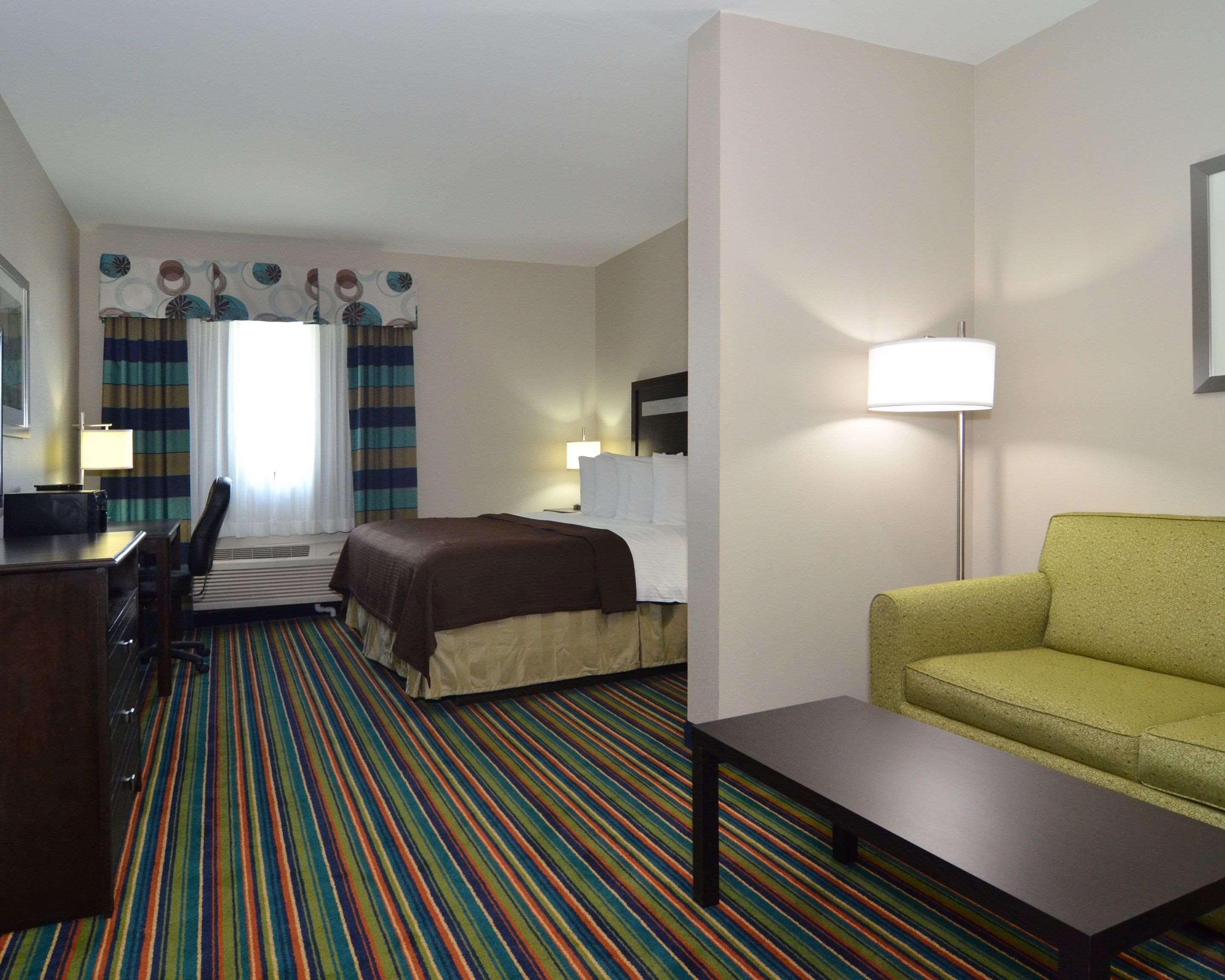 Quality Inn & Suites Kenedy - Karnes City Экстерьер фото