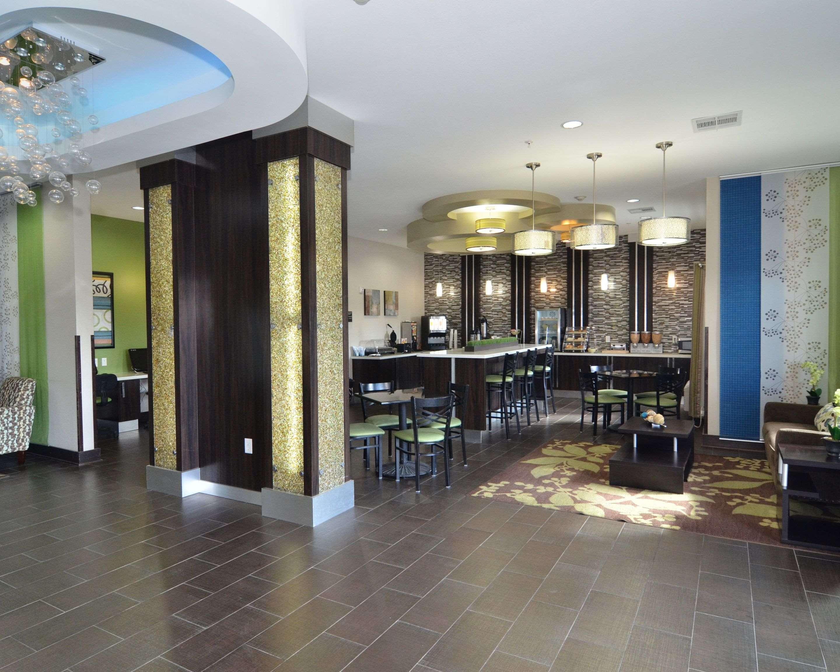 Quality Inn & Suites Kenedy - Karnes City Экстерьер фото
