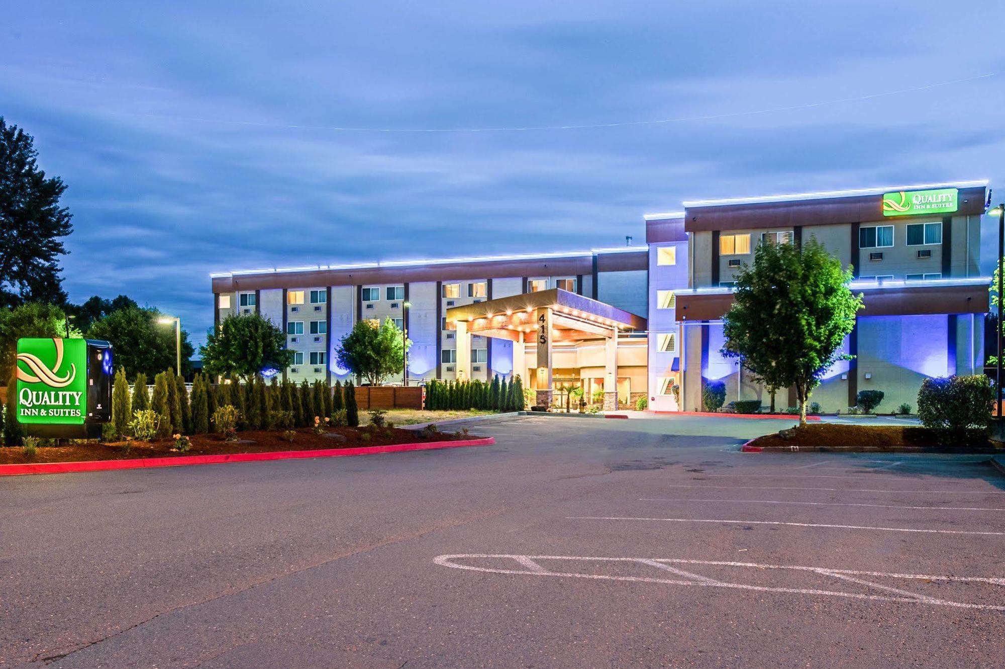 Quality Inn & Suites Kenedy - Karnes City Экстерьер фото
