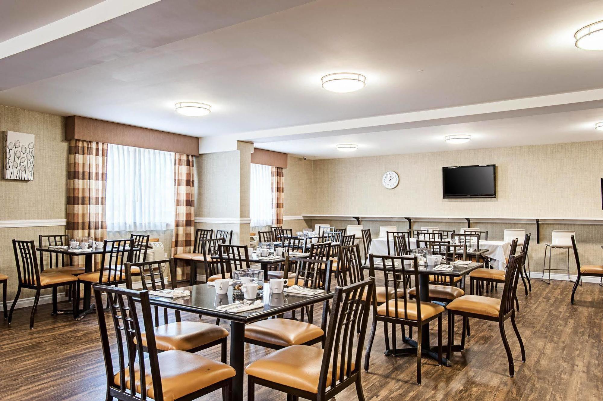 Quality Inn & Suites Kenedy - Karnes City Экстерьер фото
